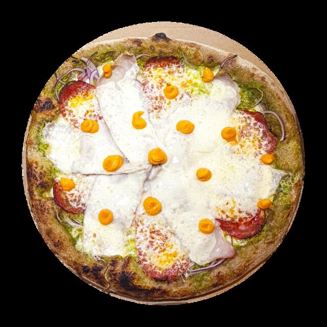 Juillet La Maiale e Pisello Piccante - base crème de petits pois, Bacon fumé, spianata calabrese et purée de carottes 