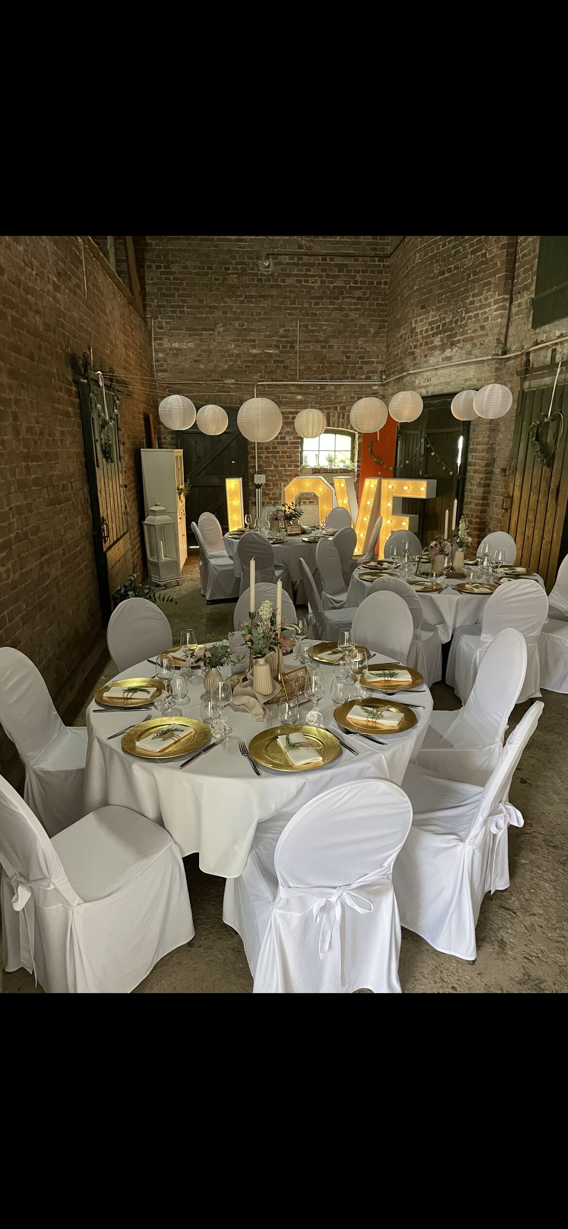 Unsere angrenzende Scheune kann ebenfalls für Ihr Event genutzt werden