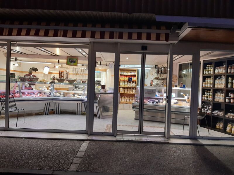 BOUCHERIE DU PLATEAU Boulevard GUYNEMER 30400 VILLENEUVE LES AVIGNON