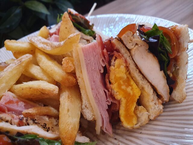 Club Sándwich PULLUM