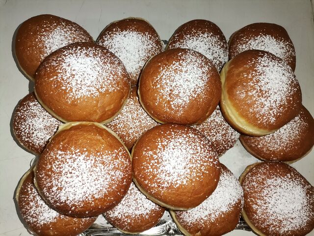 Täglich frische Krapfen!