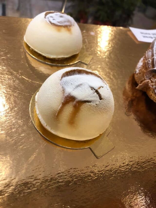 Mousse légère vanillée et un cœur coulant caramel maison