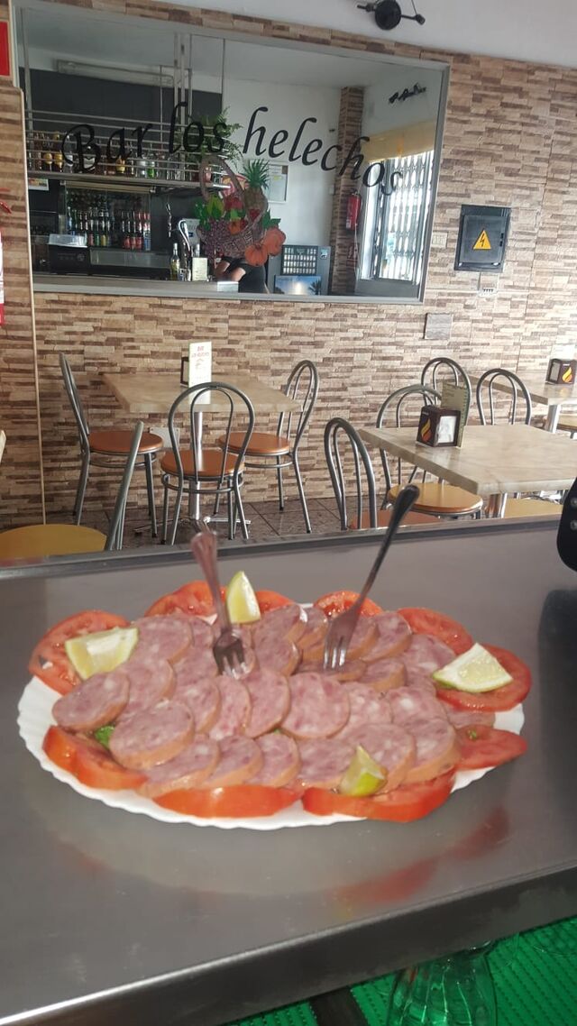 Tu delicioso salchichón cervecero listo para degustar