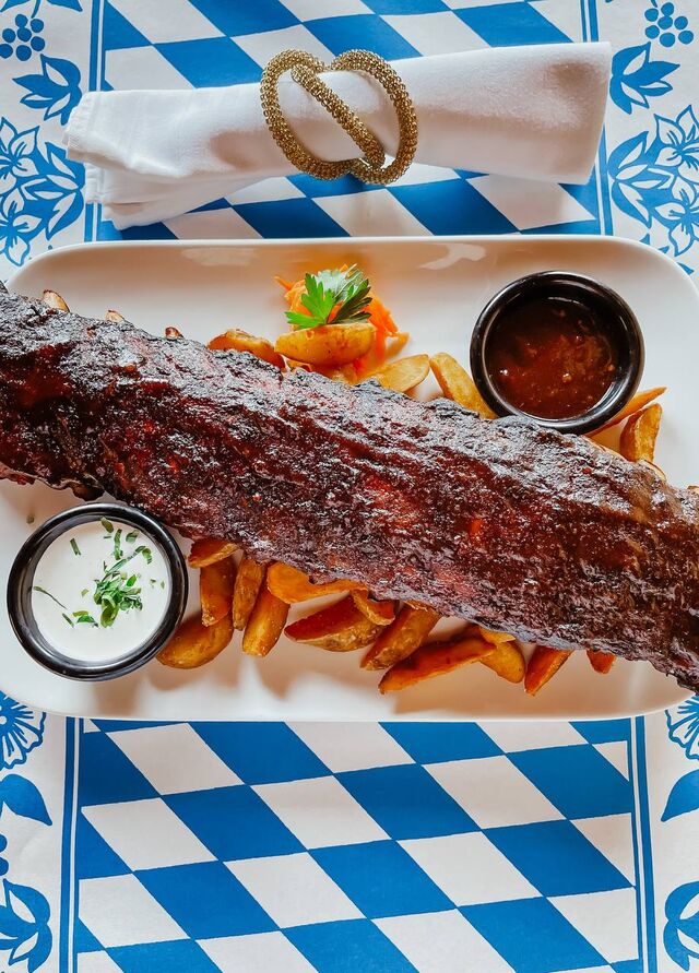 Spareribs mit Potato Wedges