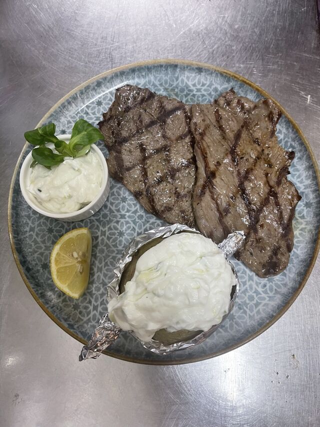 Lammfilet mit Folienkartoffel 