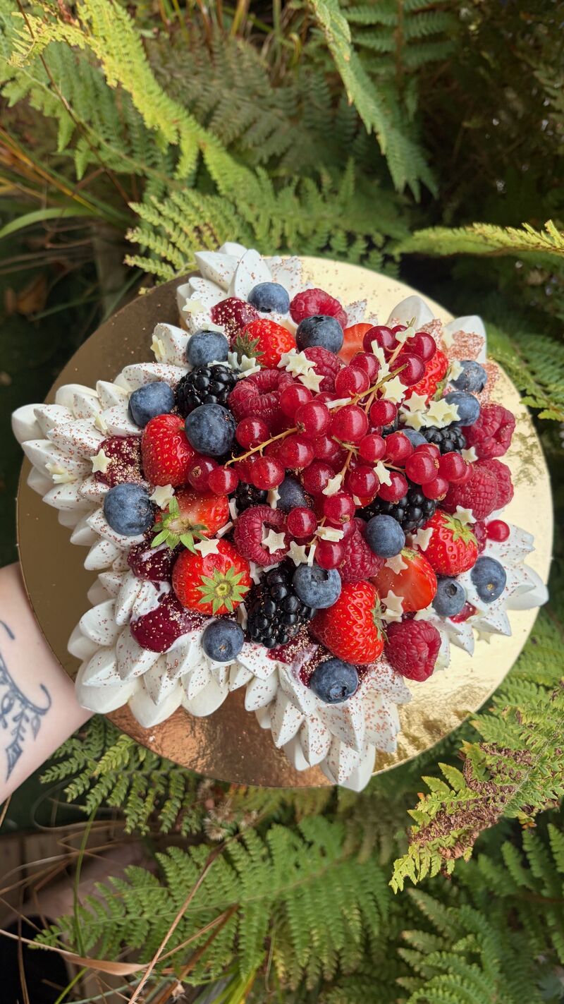 Pavlova flocon aux fruits rouges