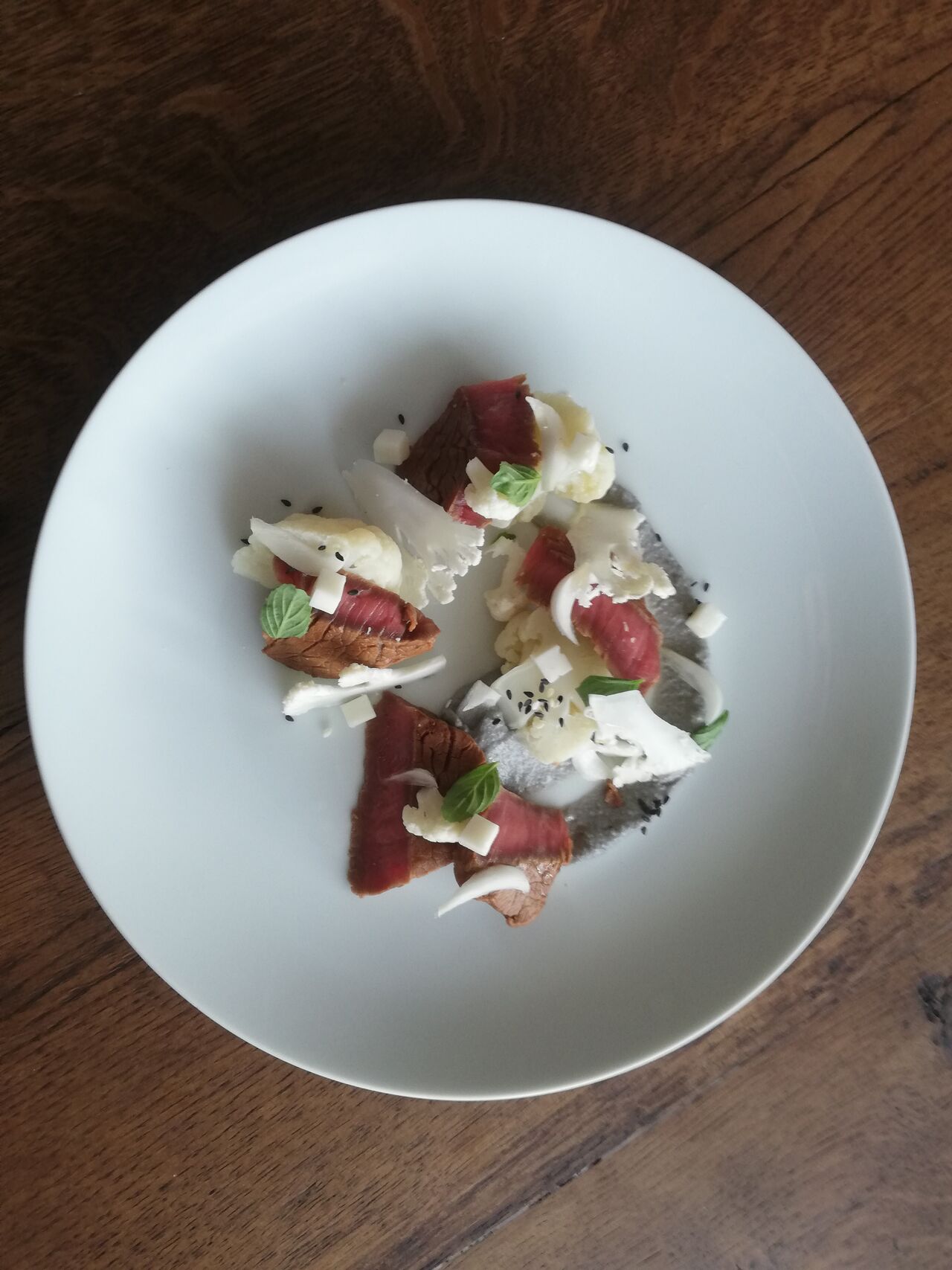 Rumsteck, choux-fleurs et sésame parfums d'Asie