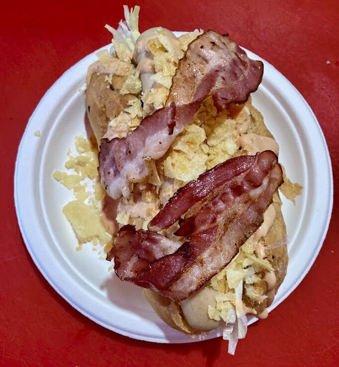 perros calentes (hot dog colombien)