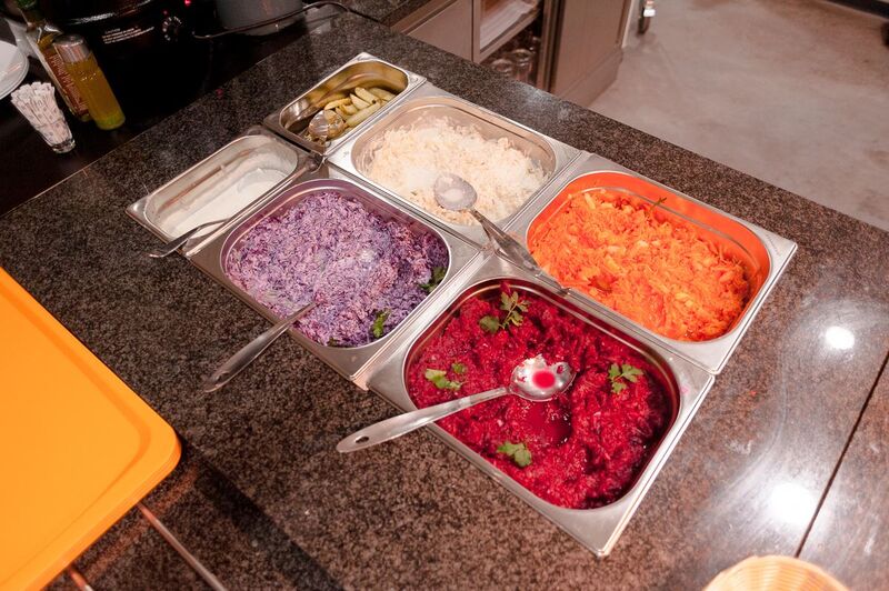 Nasz przykładowy bufet sałatkowy.