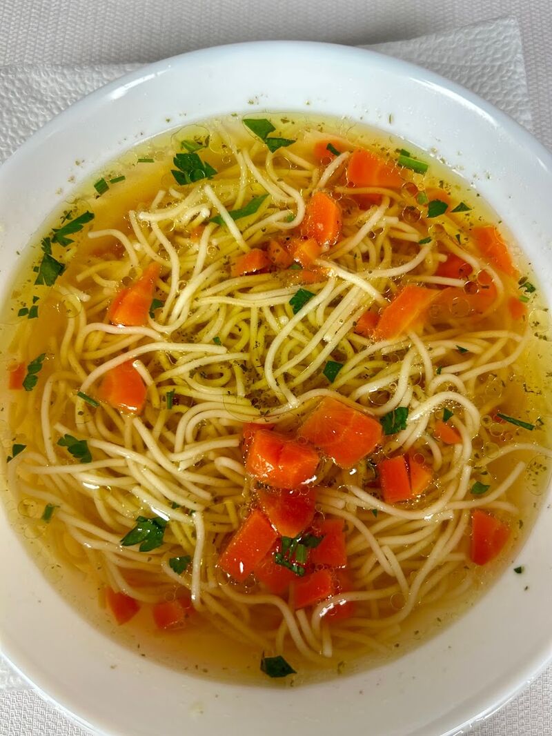 Nudelsuppe / Rosół z makaronem
