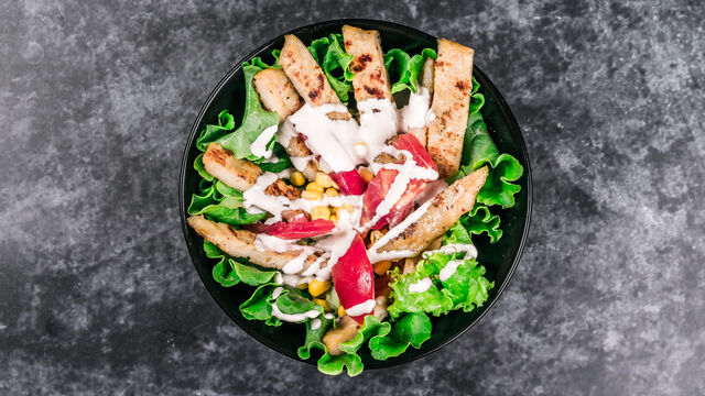 Pileća salata