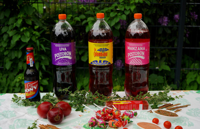 Traditionelle alkoholfreie- Kolumbianische Getränke.