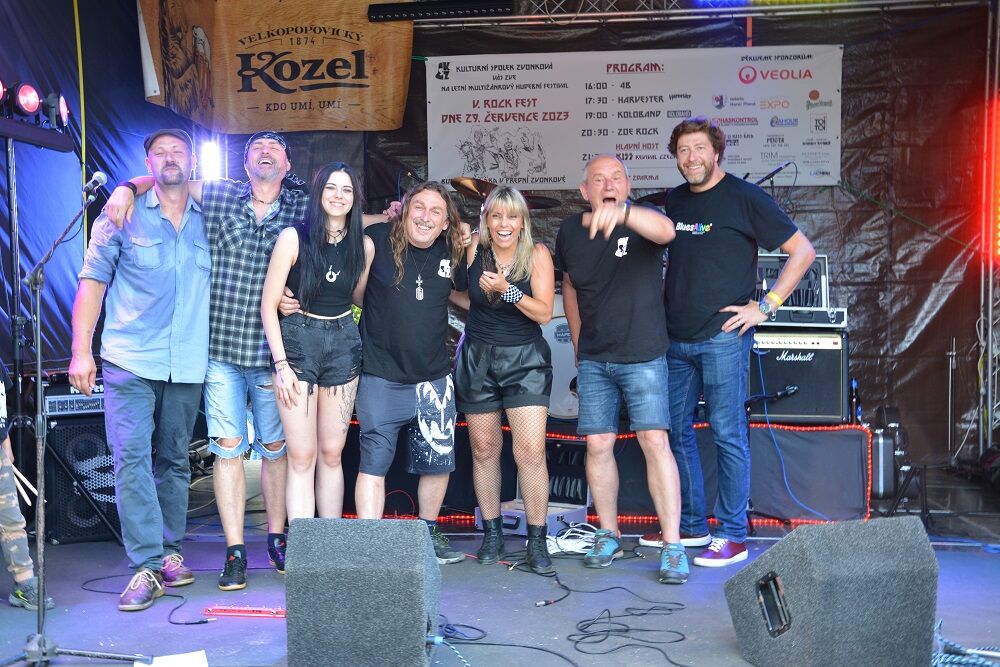 4.B. - PODĚKOVÁNÍ