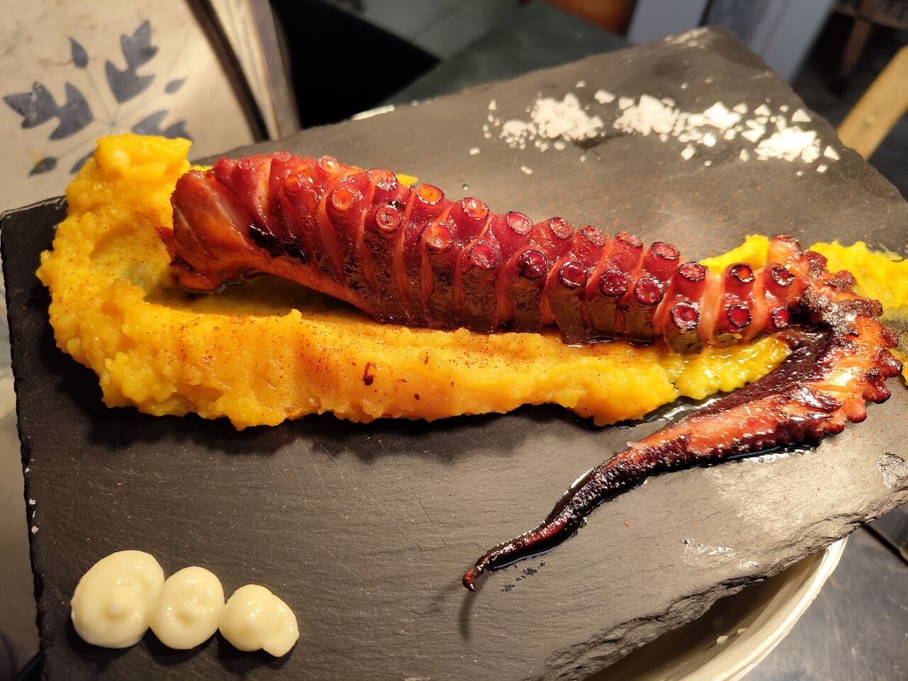 Pata de Pulpo sobre Parmentier