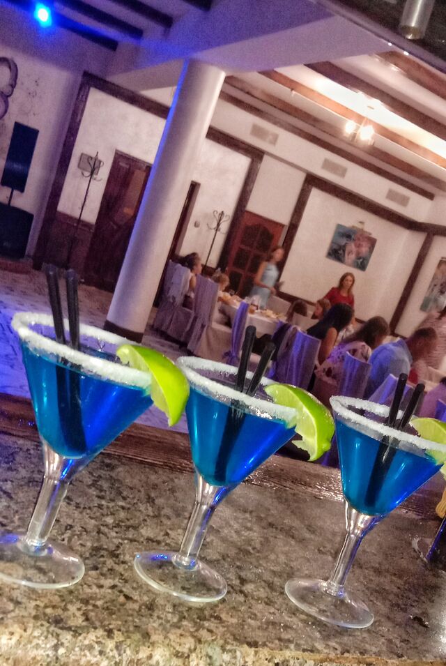 Різноманітні коктейлі