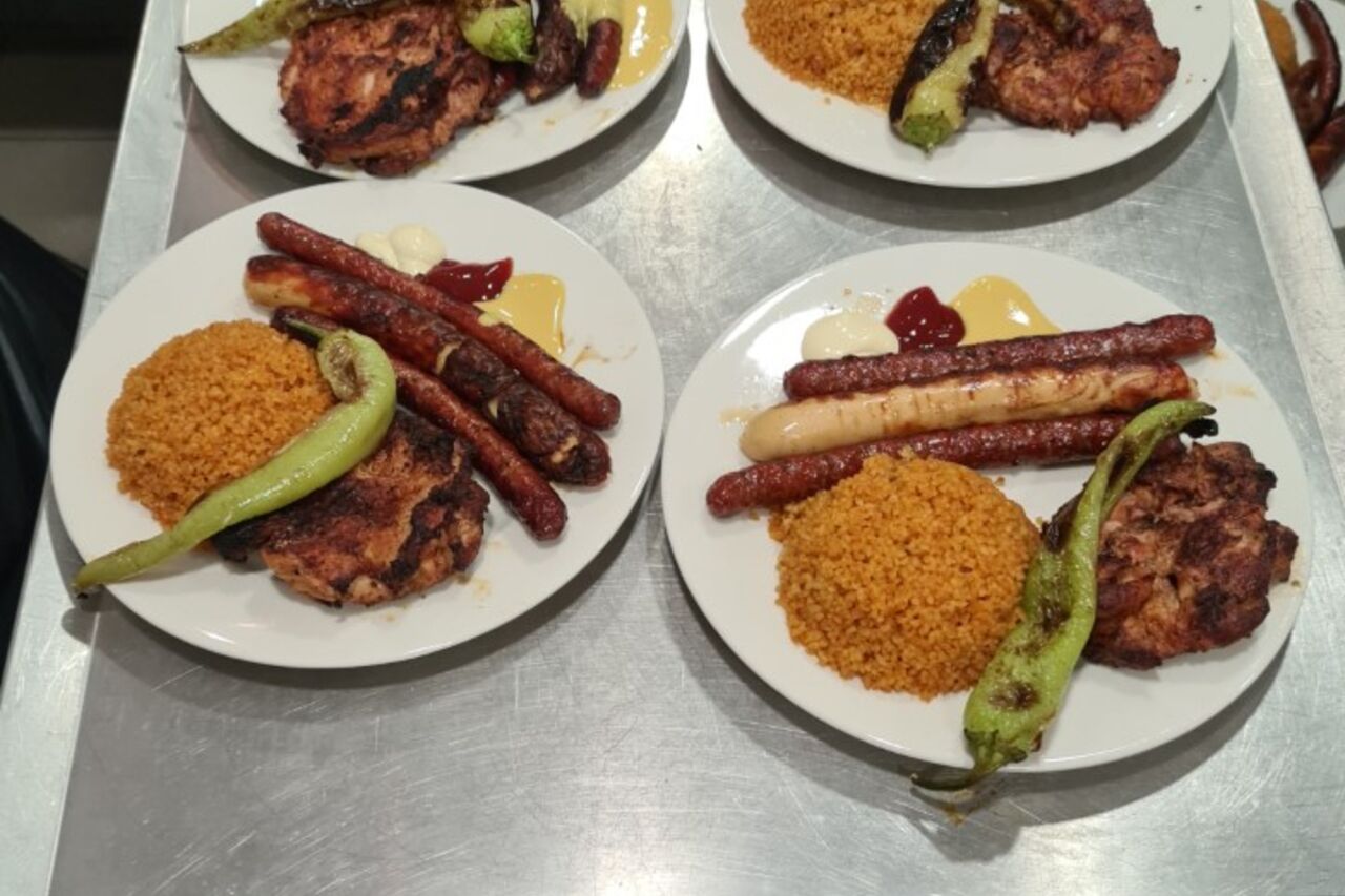 Une cuisine avec des produits frais