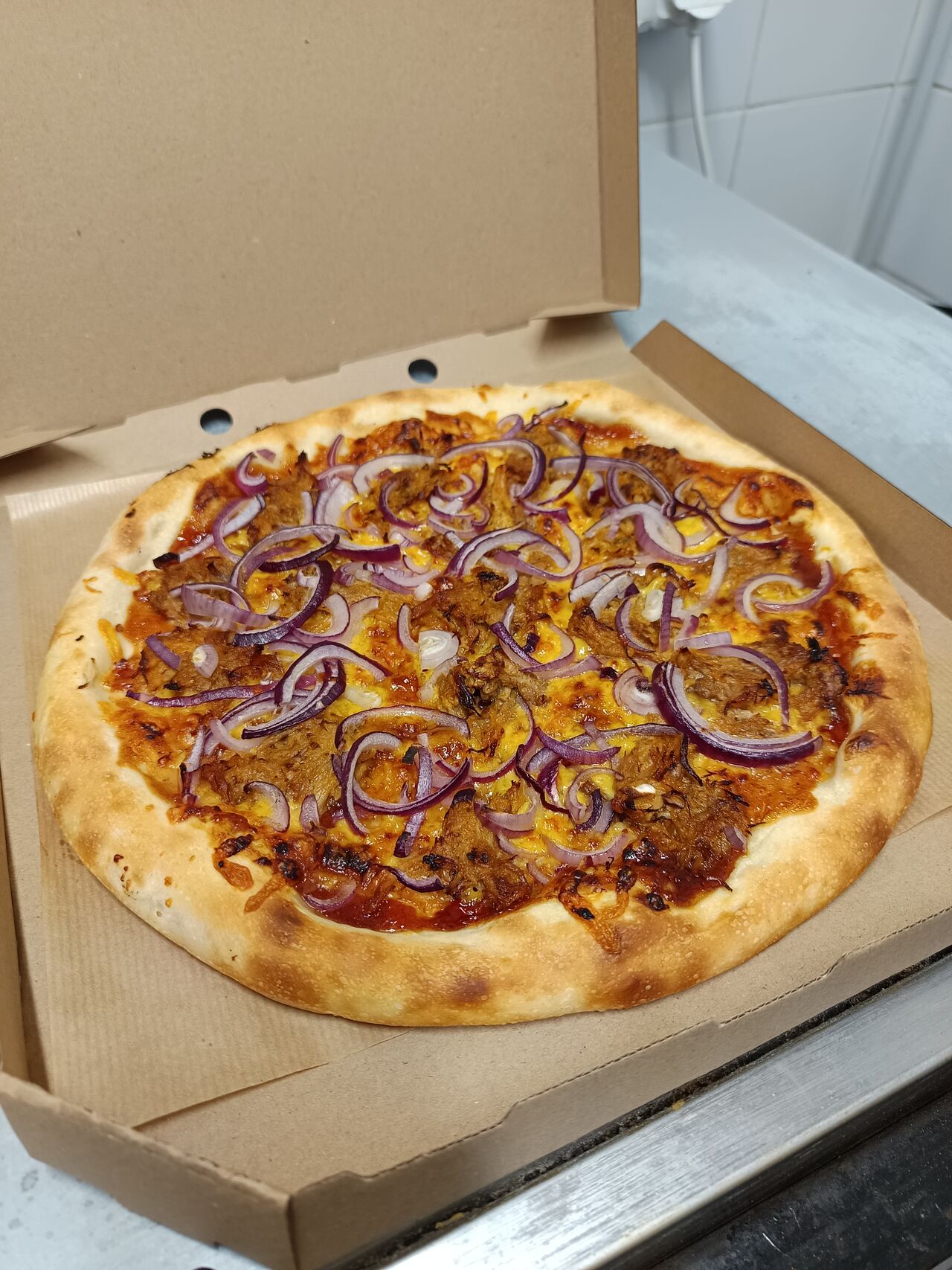 Pulled pork pizza
