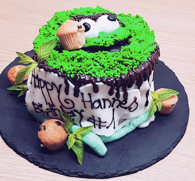 Zauberhafte Themen-Torte aus eigener Herstellung