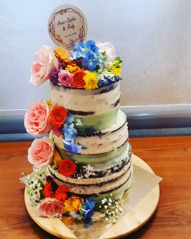 Weeding cake, carot cake, nude cake 80 personnes 