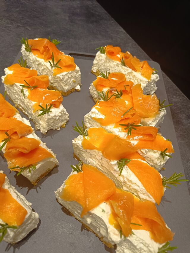 Cheesecake salé truite et fromage frais aux herbes de Provence 