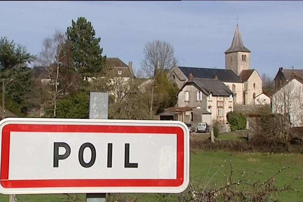 2022. Crémaillère - Poil