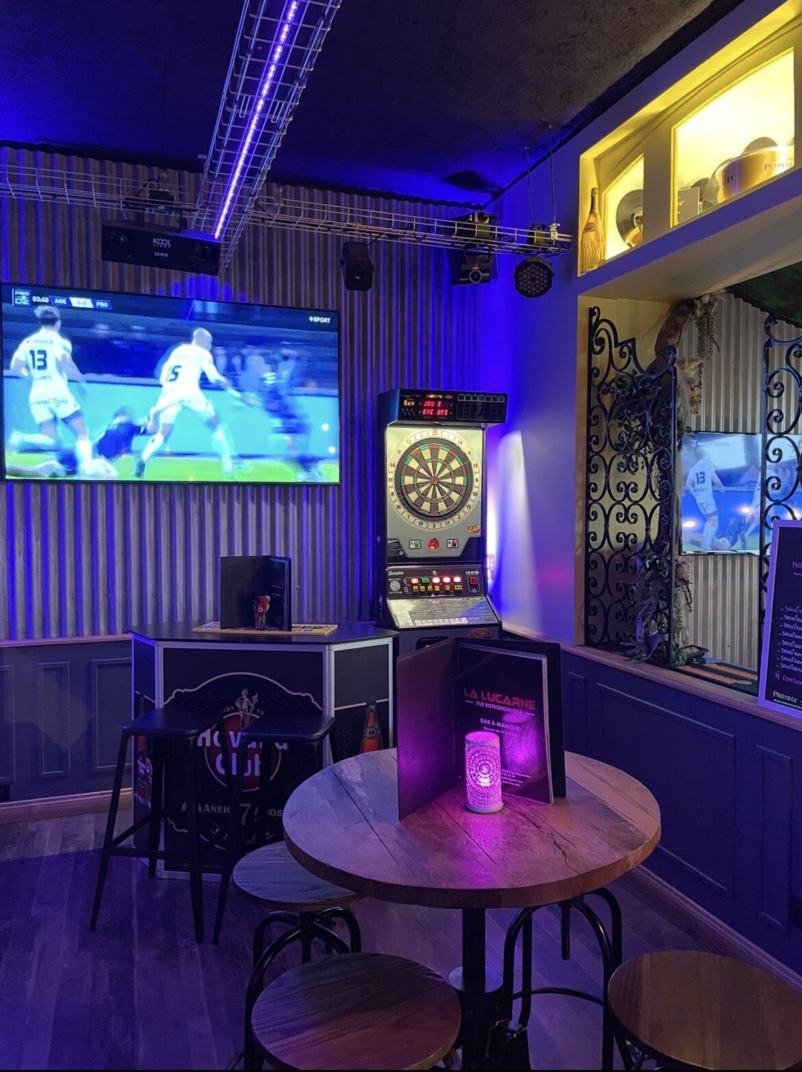 Match et fléchettes