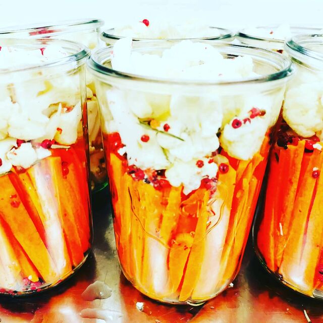Pickles variés à retrouver au buffet