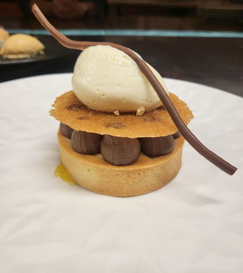 La tartelette renversée au chocolat, marmelade d'orange et sa glace