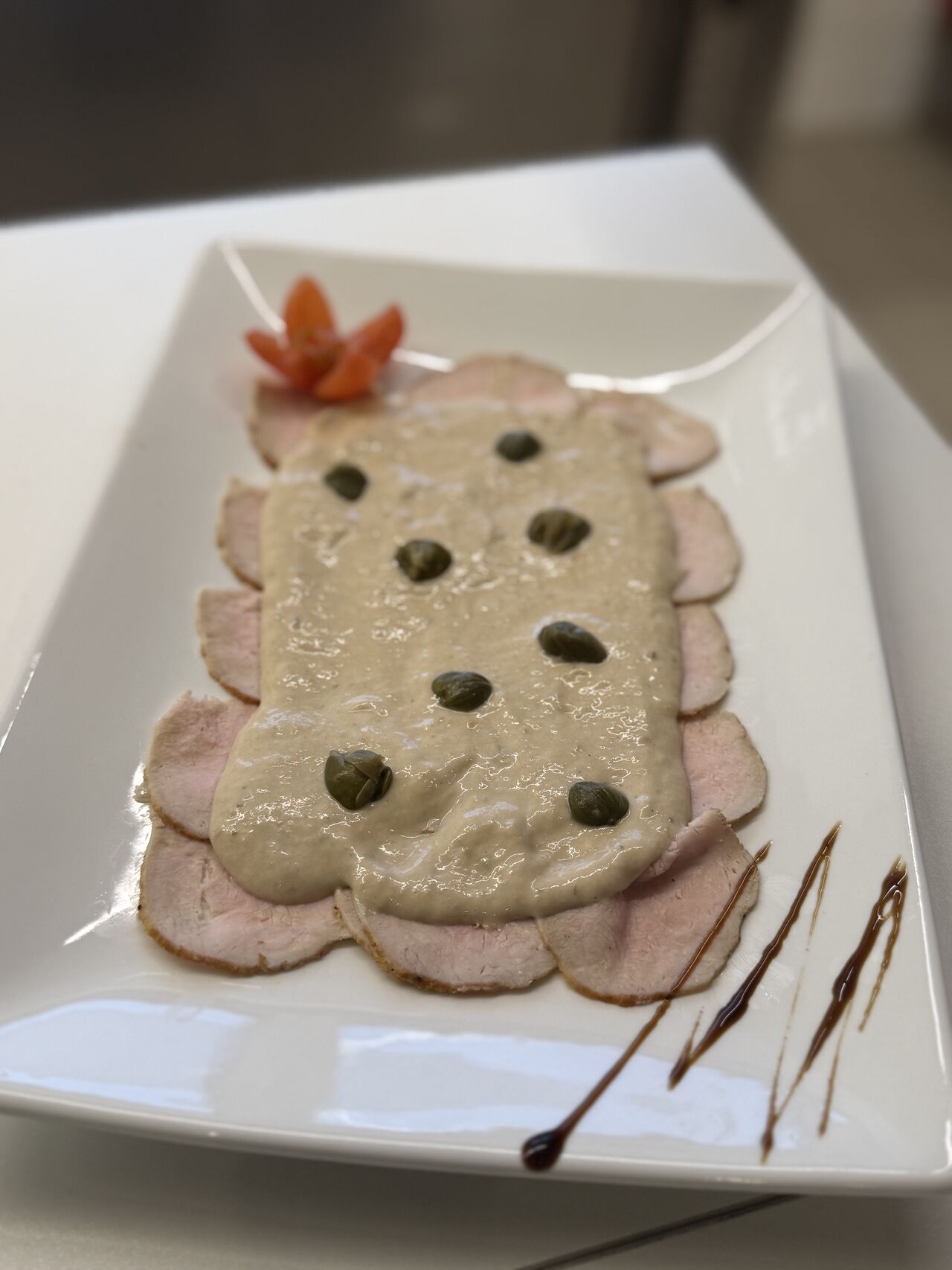 Vitello tonnato 