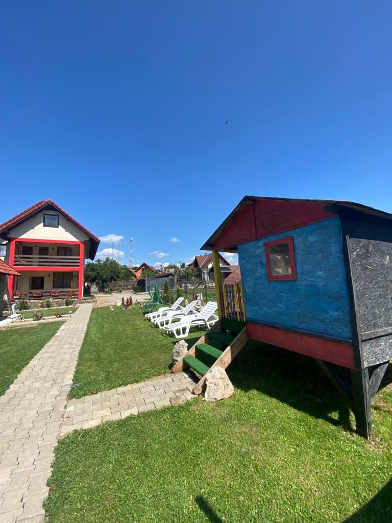 Colț de Rai Zărnești - Zărnești | Hotel near me | Book now