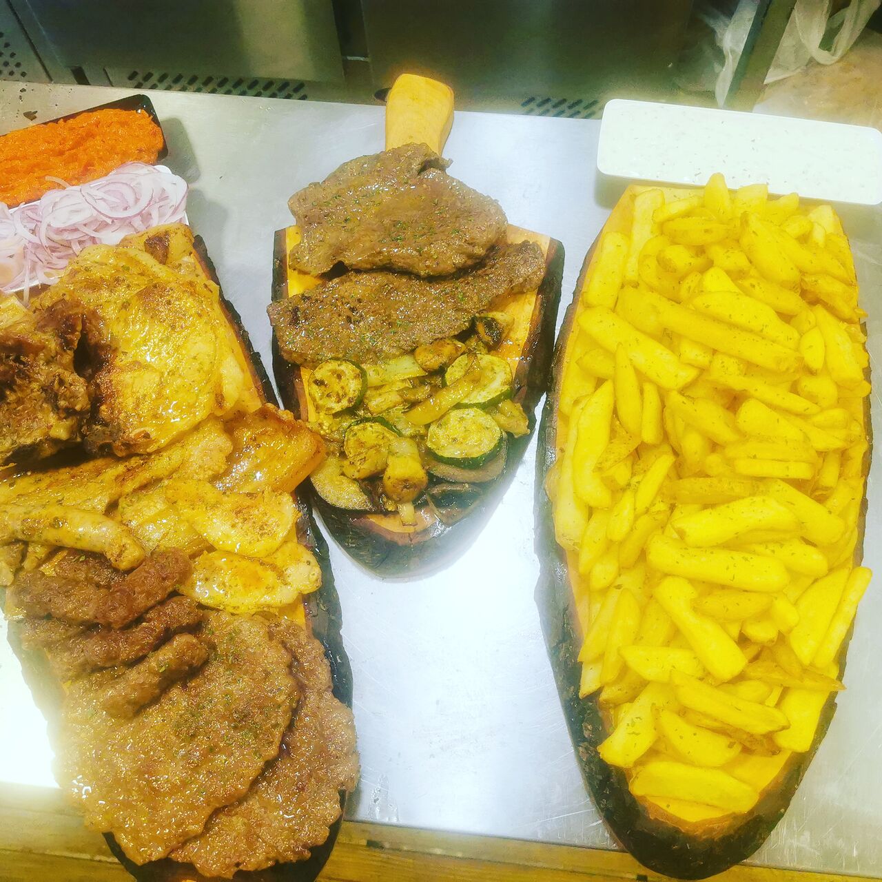 Miješano..... Ramstek.... Zapečeno povrće 