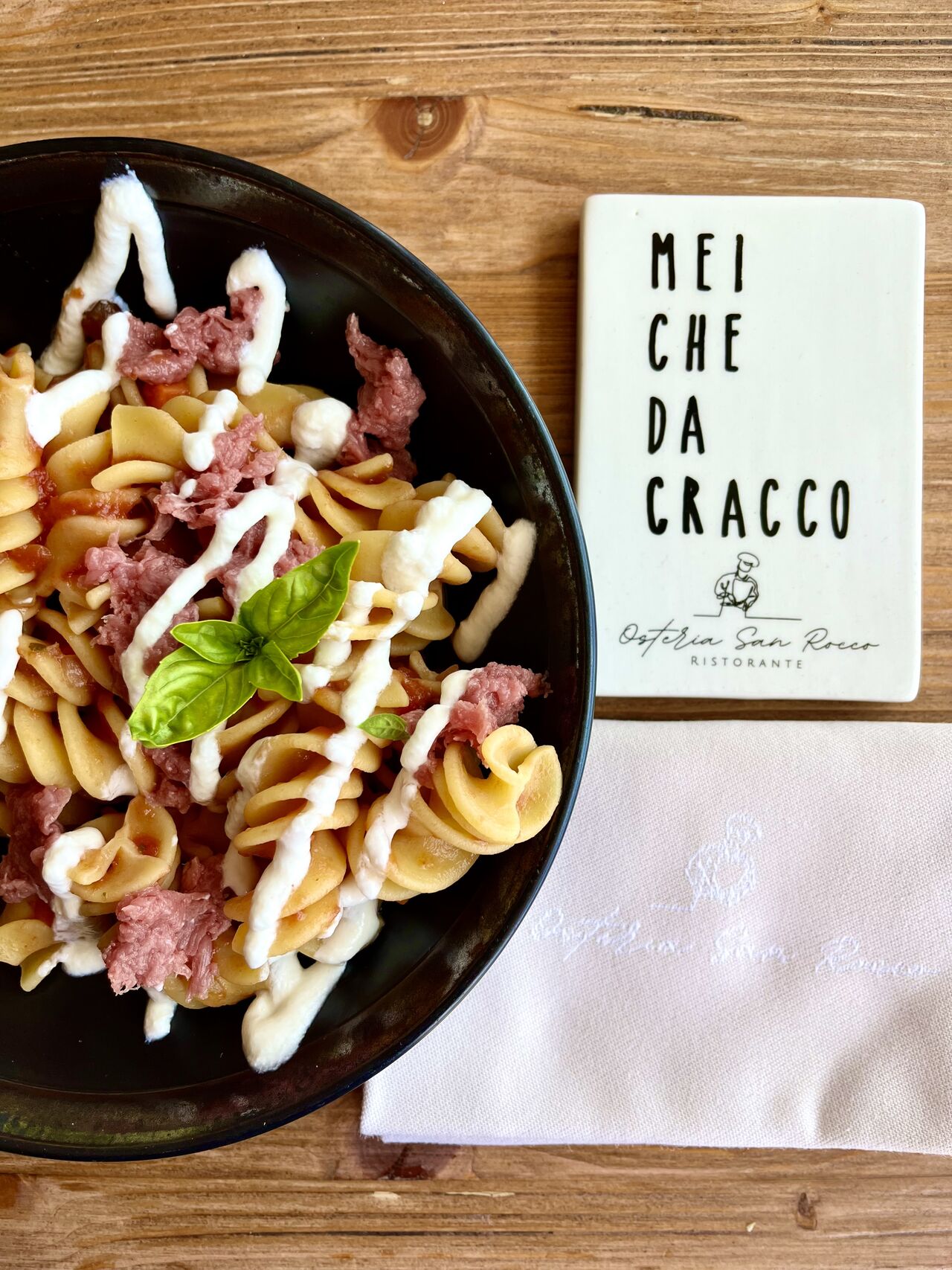 fusilli con tartare di manzo e burrata