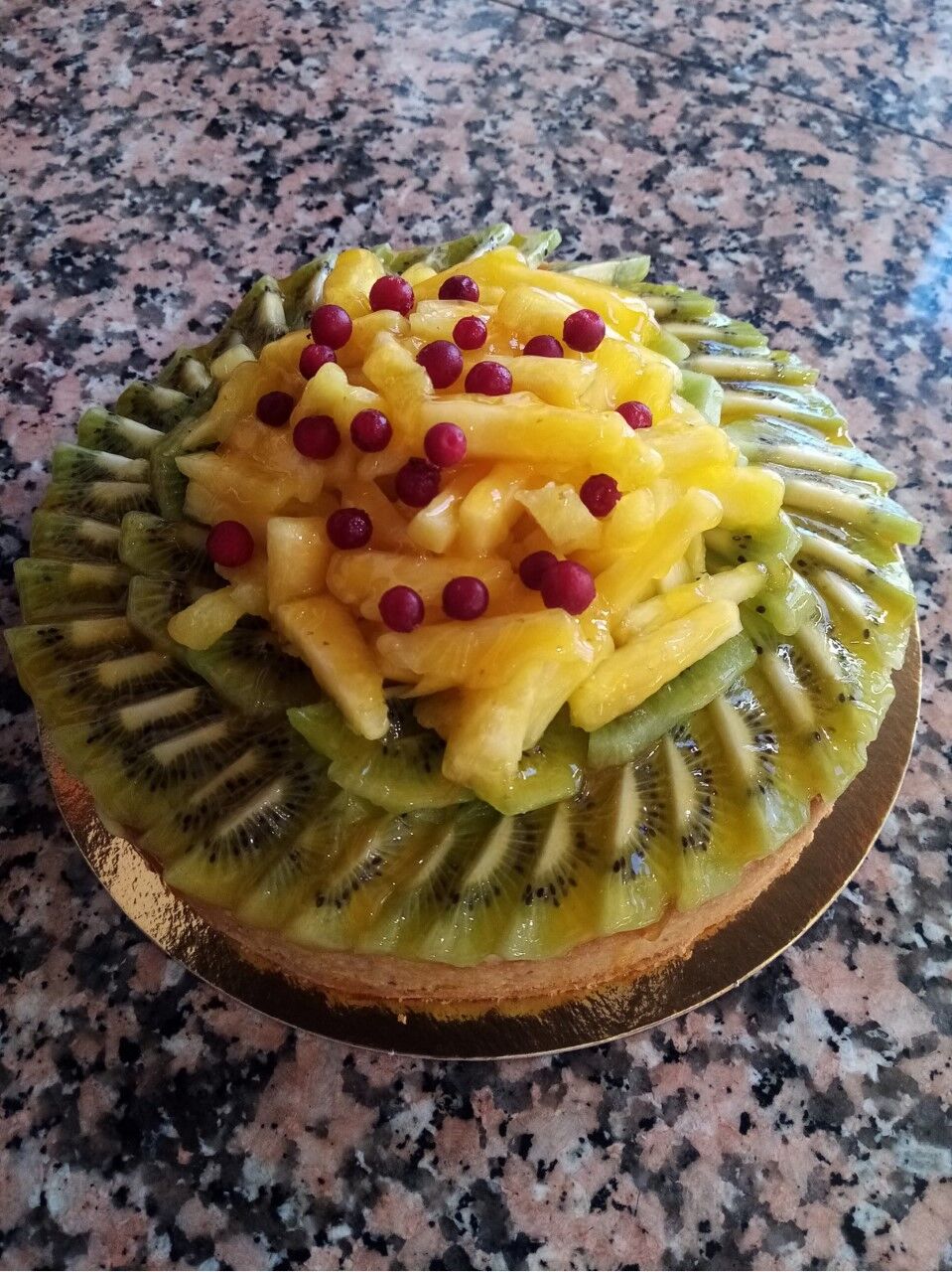 Laissez vous tenter par notre ananas kiwi !