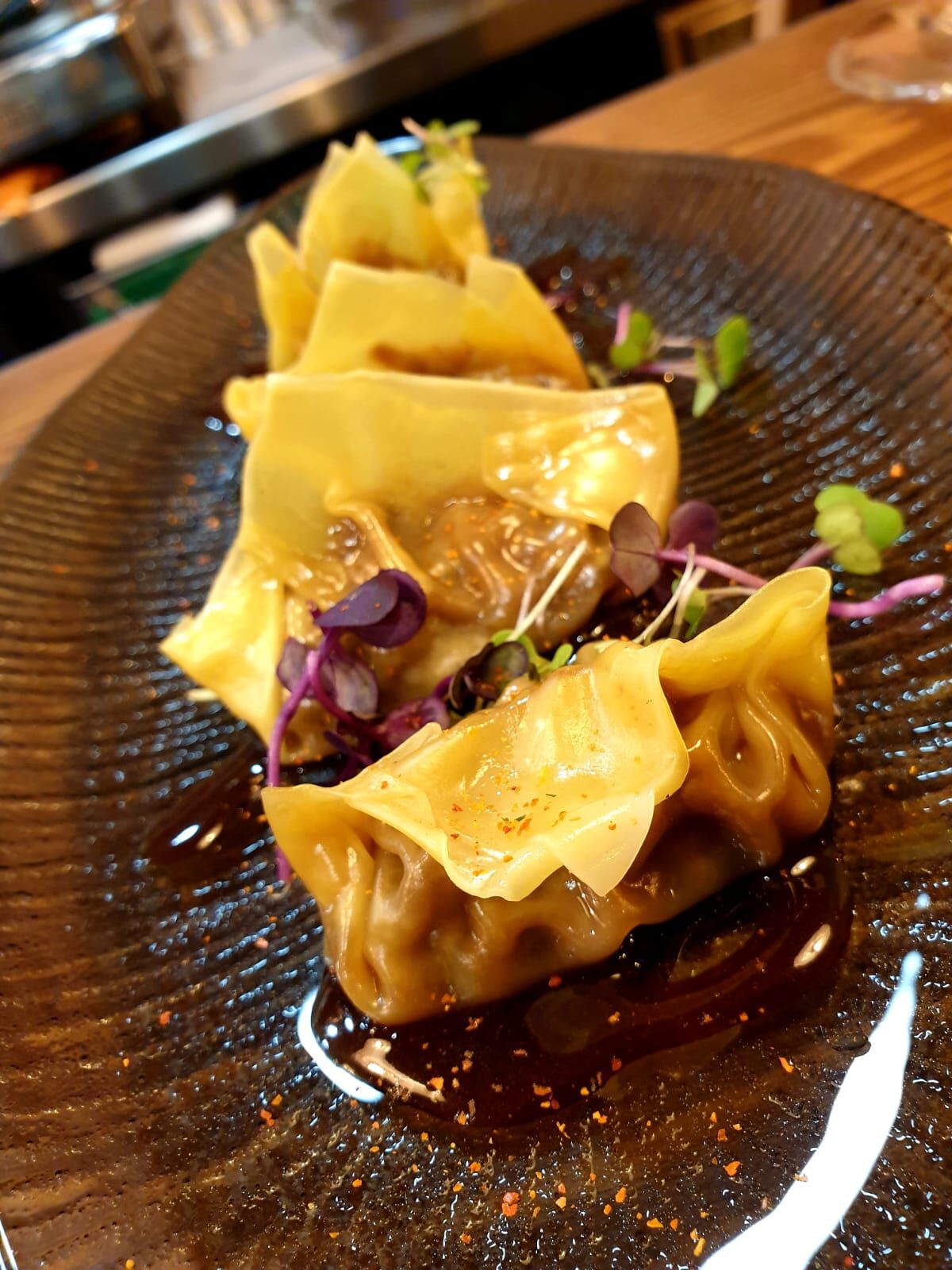 Wonton de Pato Pekín