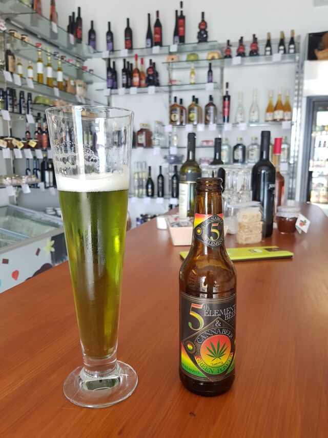  Seeking to try out croatian craft beers on island of Brač?! Gastro Maximum in Bol is waiting you with cold beers!