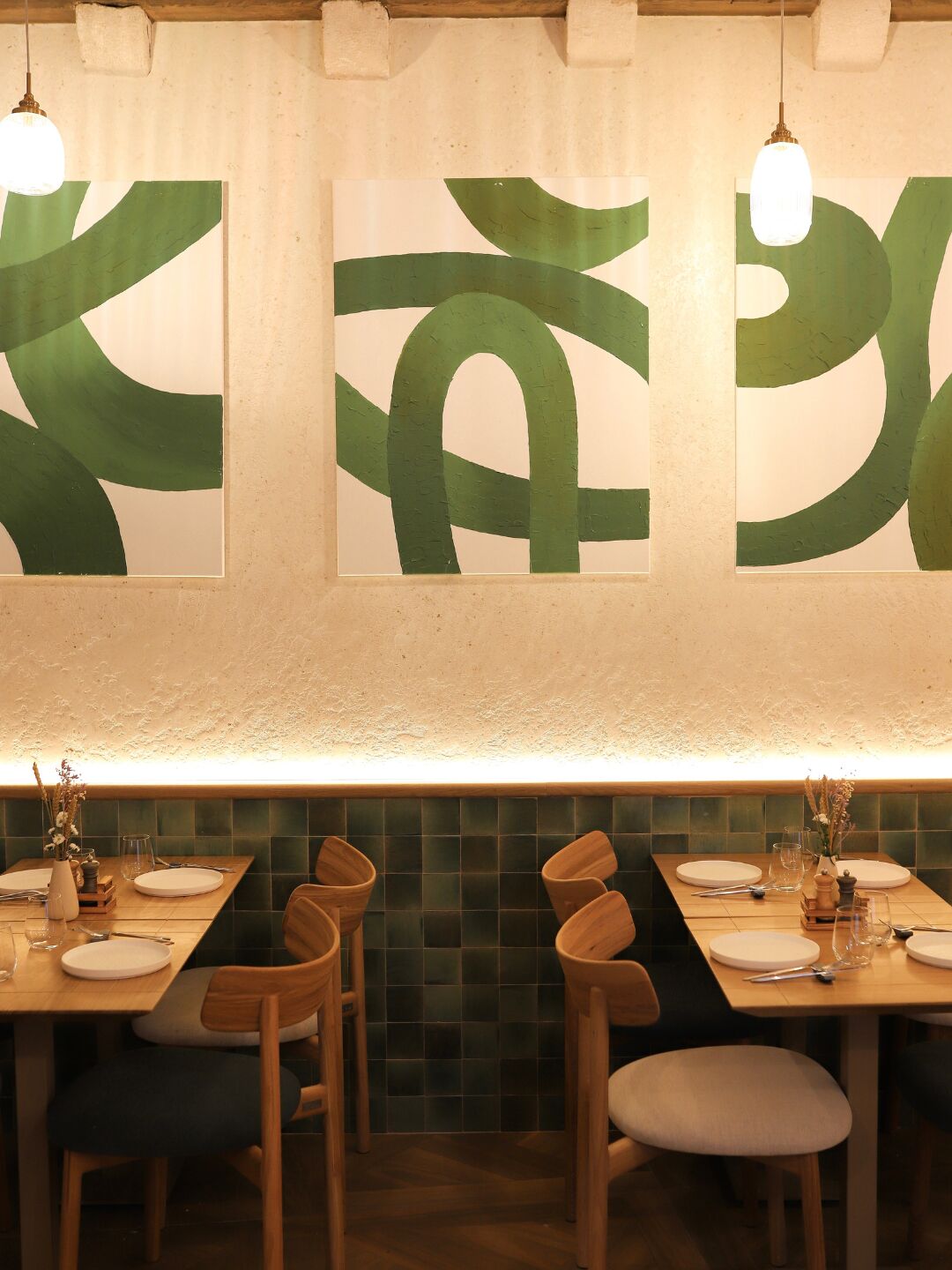  Interior Dining Room – Public Old Town