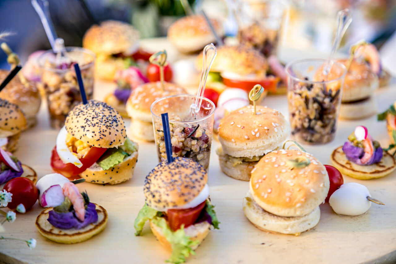 Mini cheeseburgers