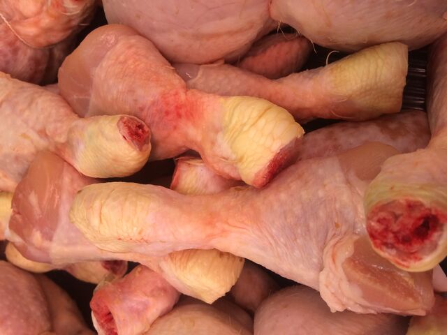 Pilons de poulet 2 kg=9€ ou 5,50€ le kg