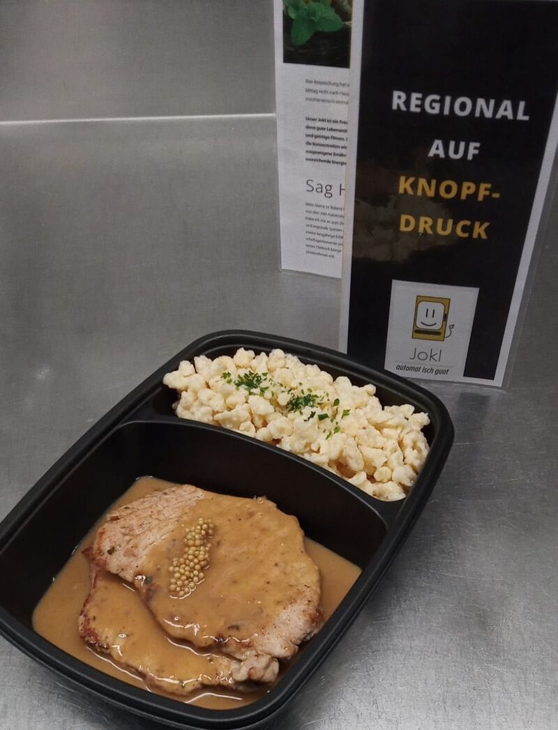 Senfrahmschnitzel mit Spätzle