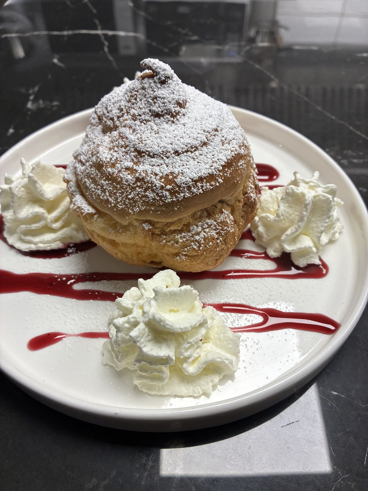 Chou chantilly