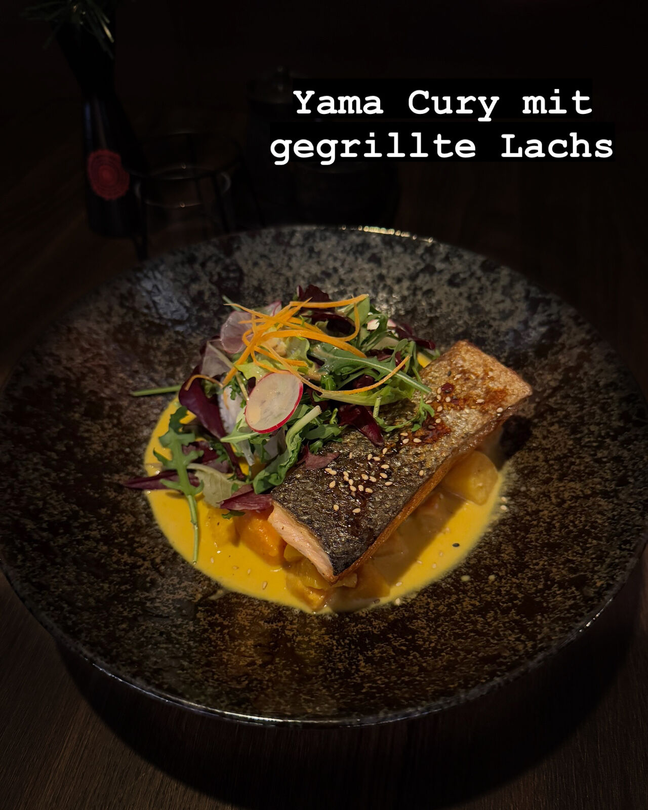 Hauptgericht 33f - Yama Cari Lachssteak