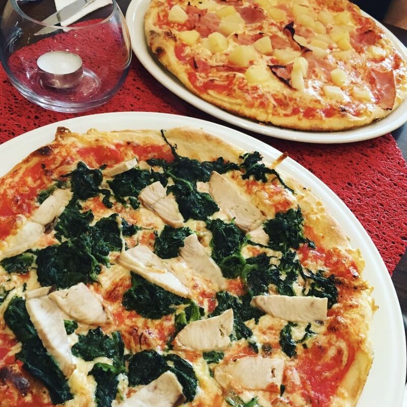 Pizza Salmone & Pizza Hawaii