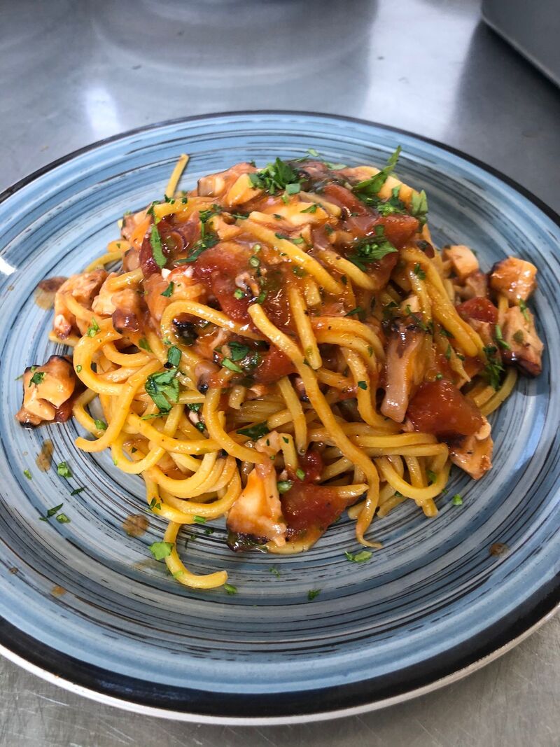 Tonnarello al Ragù di Polpo e Pachino fresco