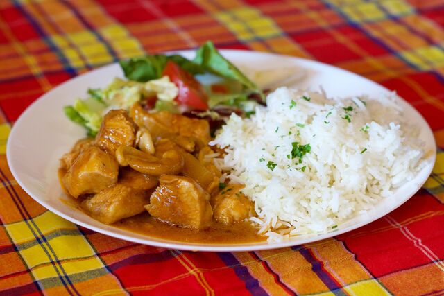 Poulet noix de Cajou, Ananas, gingembre