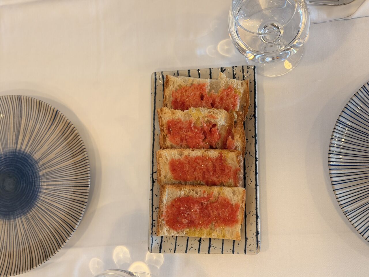 Pan con tomate