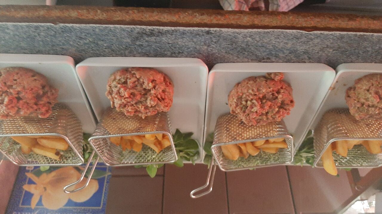 Nos tartares couper au couteau 