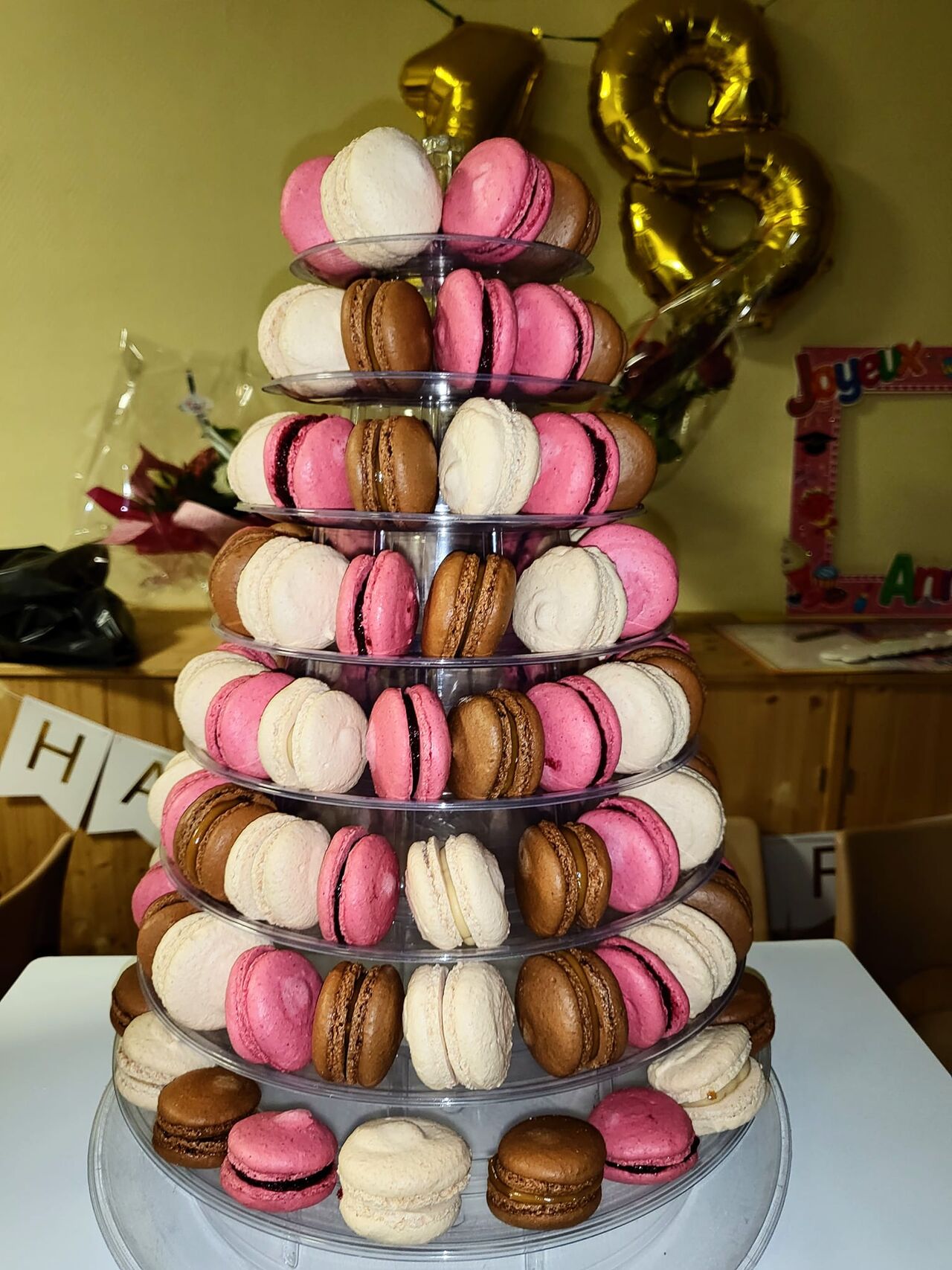 Pyramide de 120 macarons 