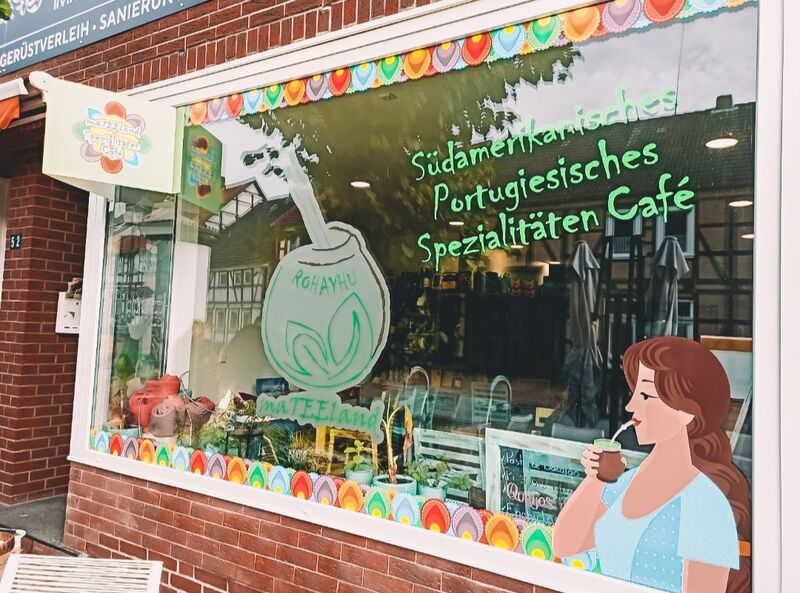 Wir haben weiterhin für dich geöffnet! Wir bieten zahlreiche Speisen und Getränke zum TAKE AWAY an, sowie ist unser MARKET offen