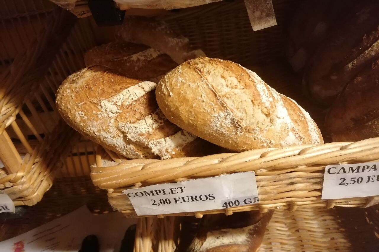 Nos baguettes sont faites au levain naturel !