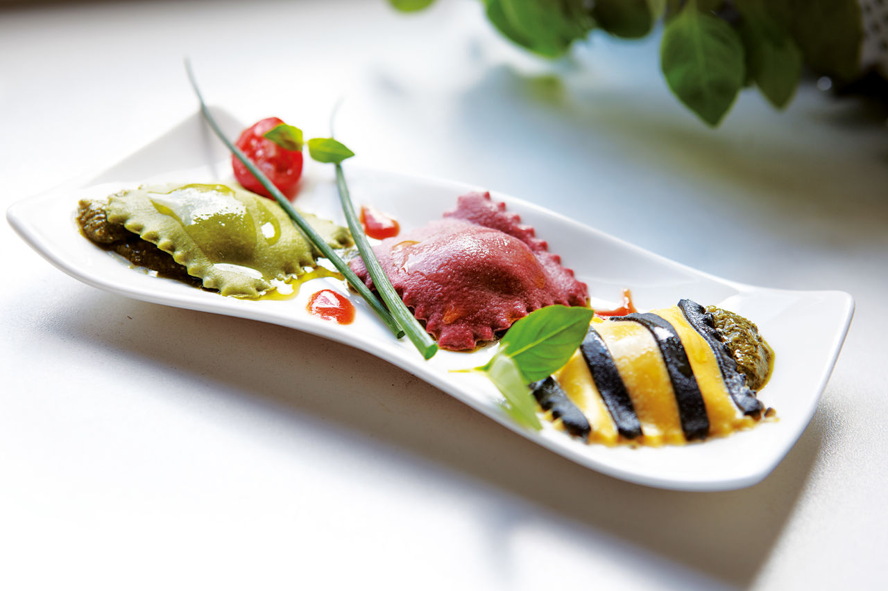 Ismerjen meg bennünket!